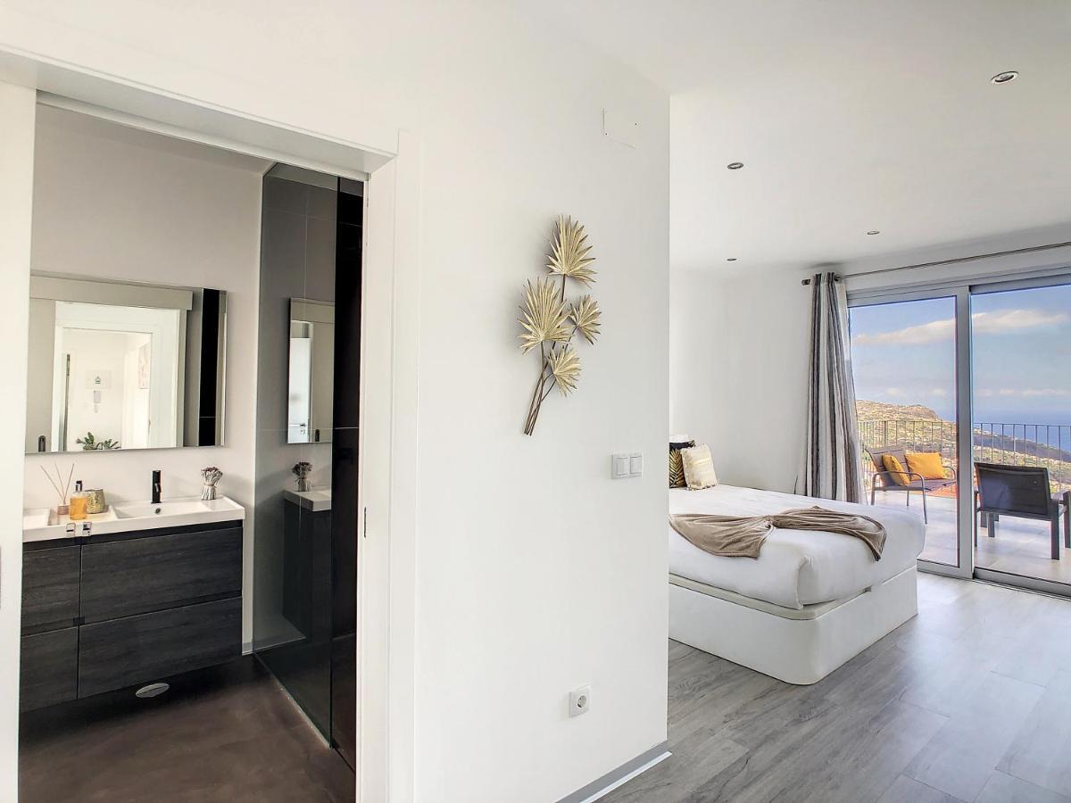 Villa Piece Of Heaven By Lovelystay Estreito Da Calheta Exterior photo
